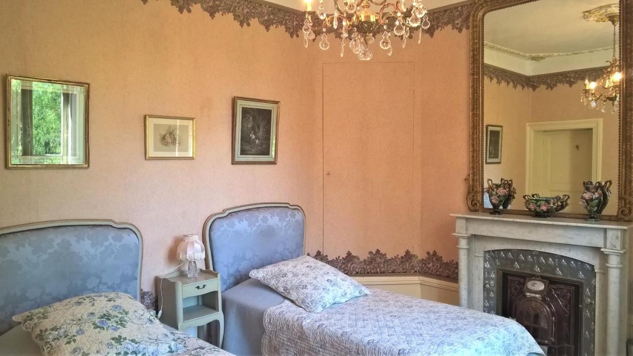 Chateau De La Vernede, La Grande Vernede Saint-Remy-de-Chargnat Экстерьер фото